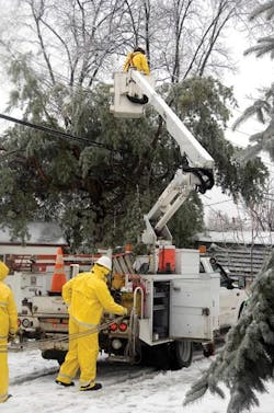 Tdworld Com Sites Tdworld com Files Uploads 2015 01 Ice Storm Bucket Truck Tdworld Com Sites Tdworld com Files Uploads 2015 01 Ice Storm Bucket Truck