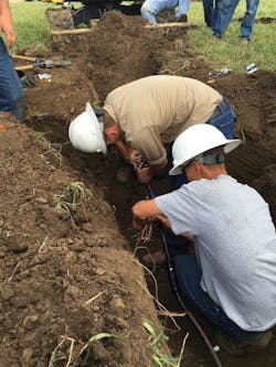 Tdworld Com Sites Tdworld com Files Uploads 2017 01 24 34 1676 Cable Splicing Underground Final 0 Tdworld Com Sites Tdworld com Files Uploads 2017 01 24 34 1676 Cable Splicing Underground Final 0