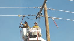 NV Energy Opts for Hot Stick Approach NV Energy Opts for Hot Stick Approach