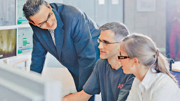 ABB experts optimize operations in a plant