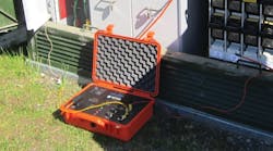 The LCI2000 portable low current injector operates at 58 Hz as a current source. The LCI2000 portable low current injector operates at 58 Hz as a current source.