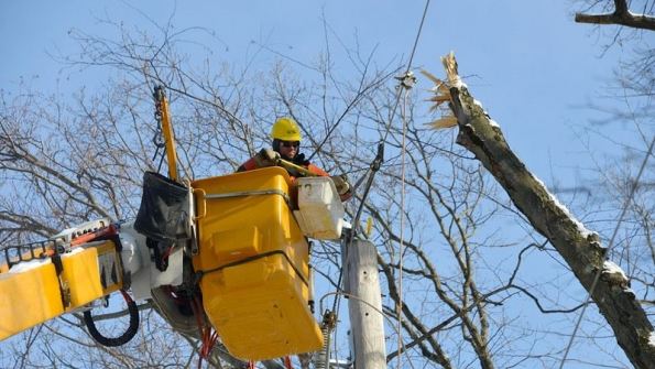 PECO responds to February ice storm