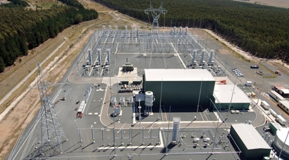 After the commissioning - planned for 2018 - the approximately 1,400 kilometers long HVDC link Bipole III will connect the Keewatinohk Converter Station, in northern Manitoba, with the Riel Converter Station, close to the provincial capital Winnipeg, by a +/-500 kilovolt (kV) overhead line. The picture shows the converter station of a comparable project in Australia.