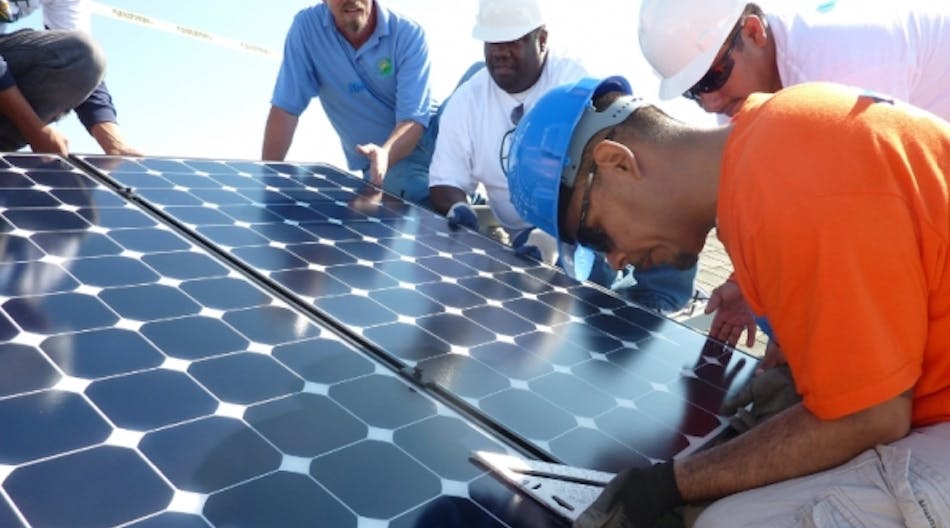 SunEdison and GRID Alternatives announce major solar workforce initiative called RISE. SunEdison and the SunEdison Foundation contribute $5 million to train women and members of underserved communities for jobs in the solar industry. (PRNewsFoto/SunEdison, Inc.)