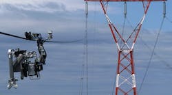 LineScout, developed by Hydro-Qu&eacute;bec&rsquo;s Research Institute, is a robot used on power lines that has the capacity to cross obstacles.