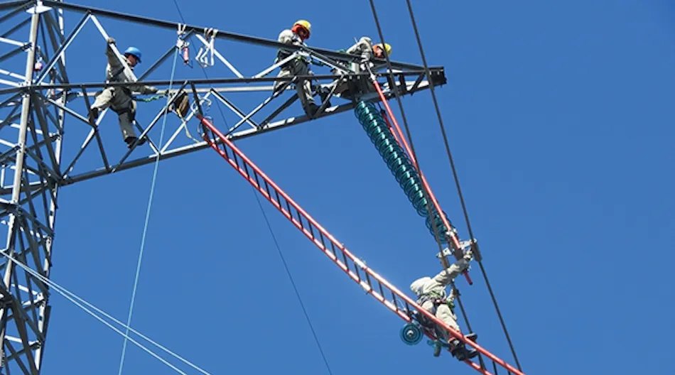 Linemen Return to Live-Line Work at 500 kV | T&D World