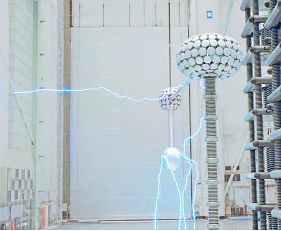 1100kV-ultrahigh-voltage-direct-current-transformer-in-ABB-HVDC-test-facility_20140313