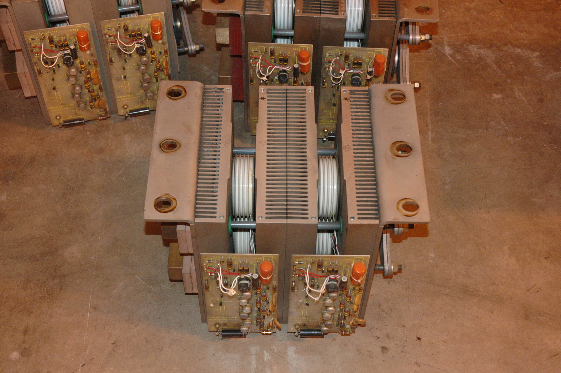 early thyristor valve