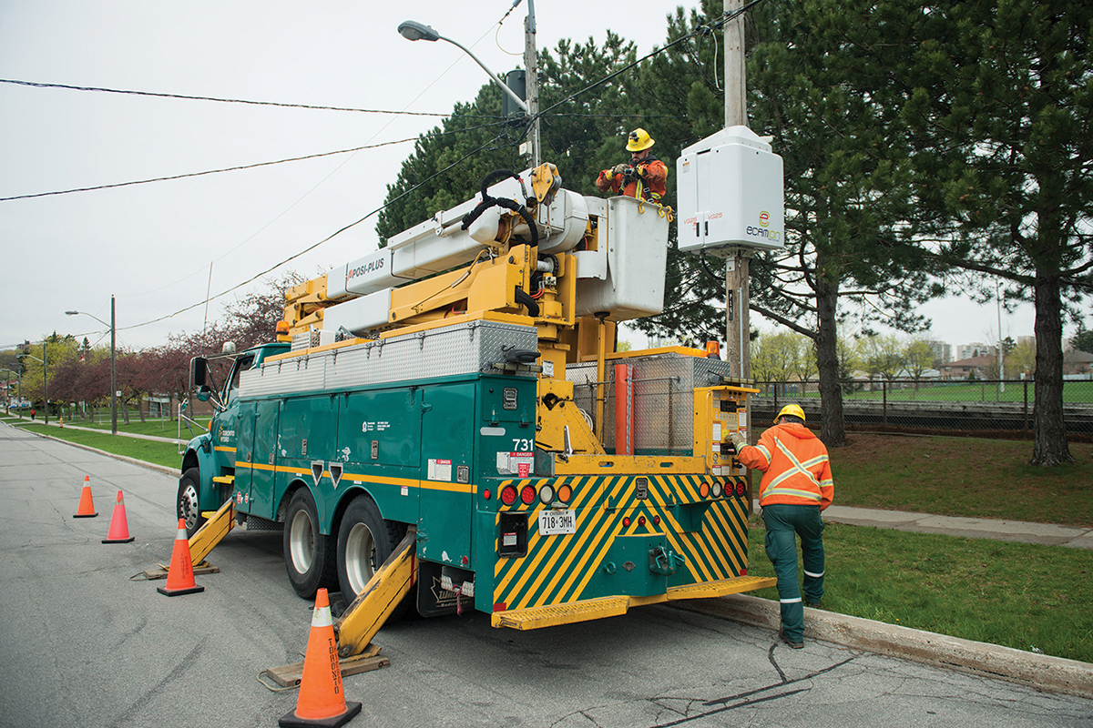Toronto Hydro, Pole-Mounted Battery