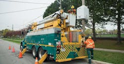 pole-mounted battery pole-mounted battery