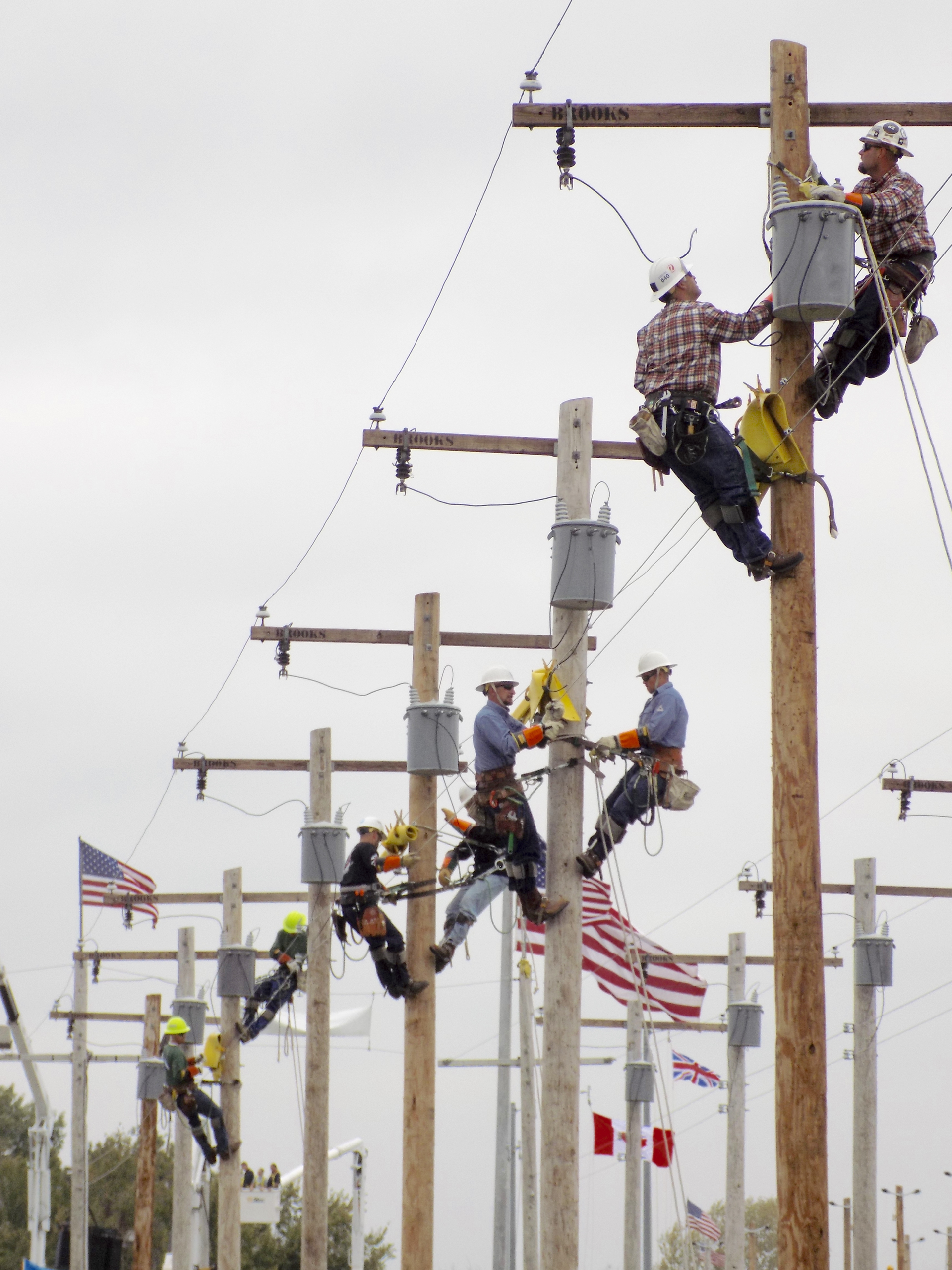 Lineman Rodeo Pic