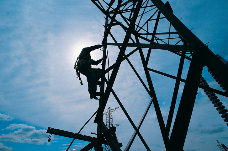 lineman climbing
