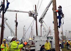 LinemanRodeoClimbPhoto LinemanRodeoClimbPhoto