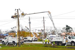 Entergy crews Entergy crews