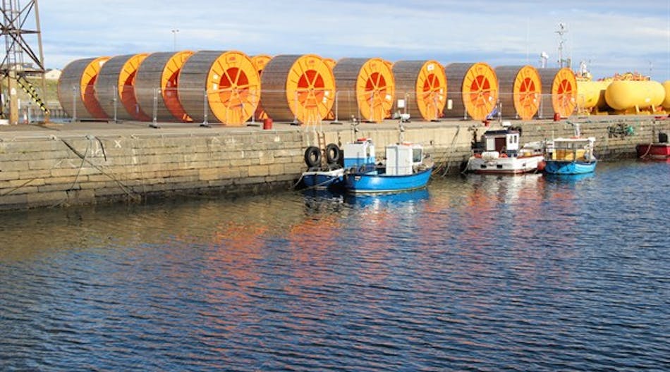Tdworld 17244 Ssen Caithness Moray Cable Drums At Wick Harbour 600x400