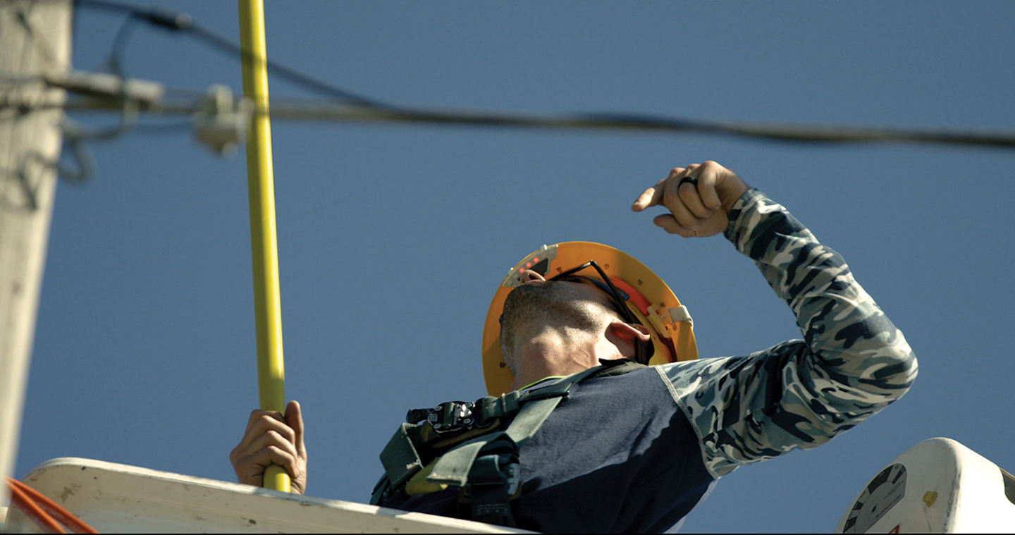 Personal Voltage Detector Saves Lives | T&D World