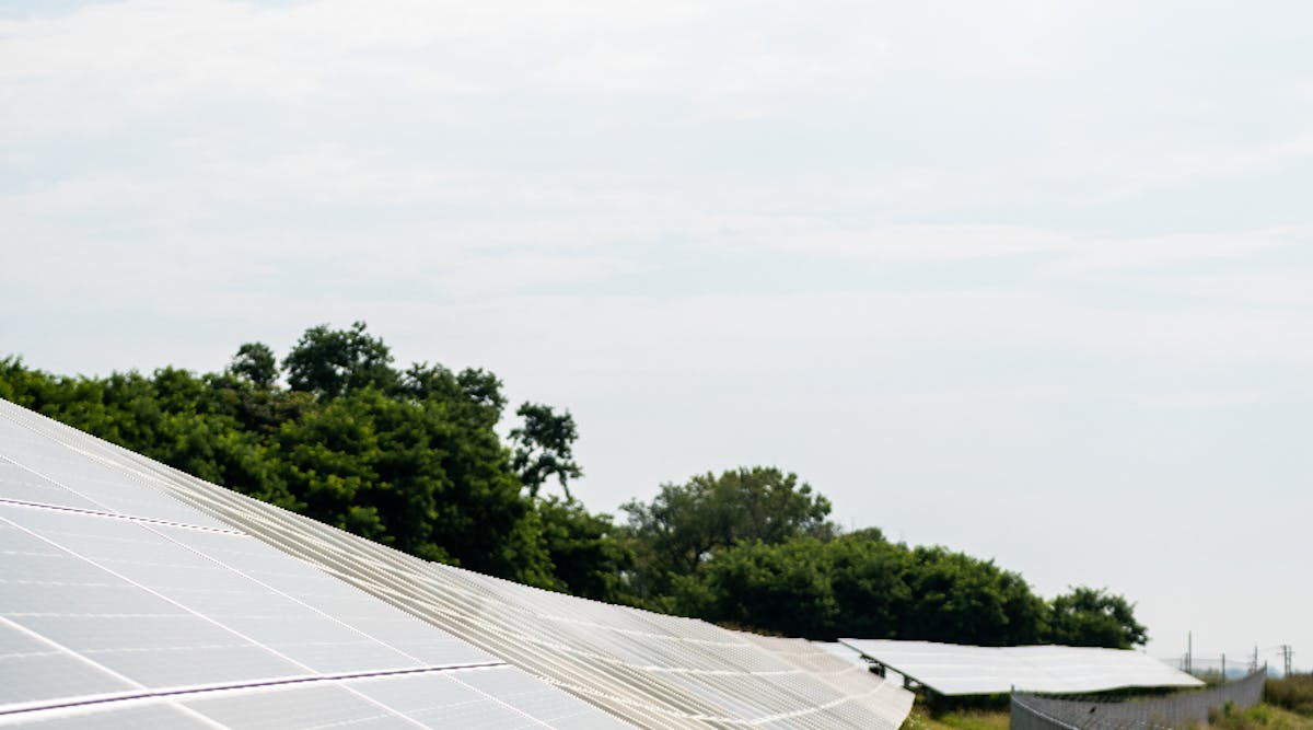 Ameren Missouri&apos;s newest generation facility is a 1-MW subscription-based community solar facility near Lambert St. Louis International Airport