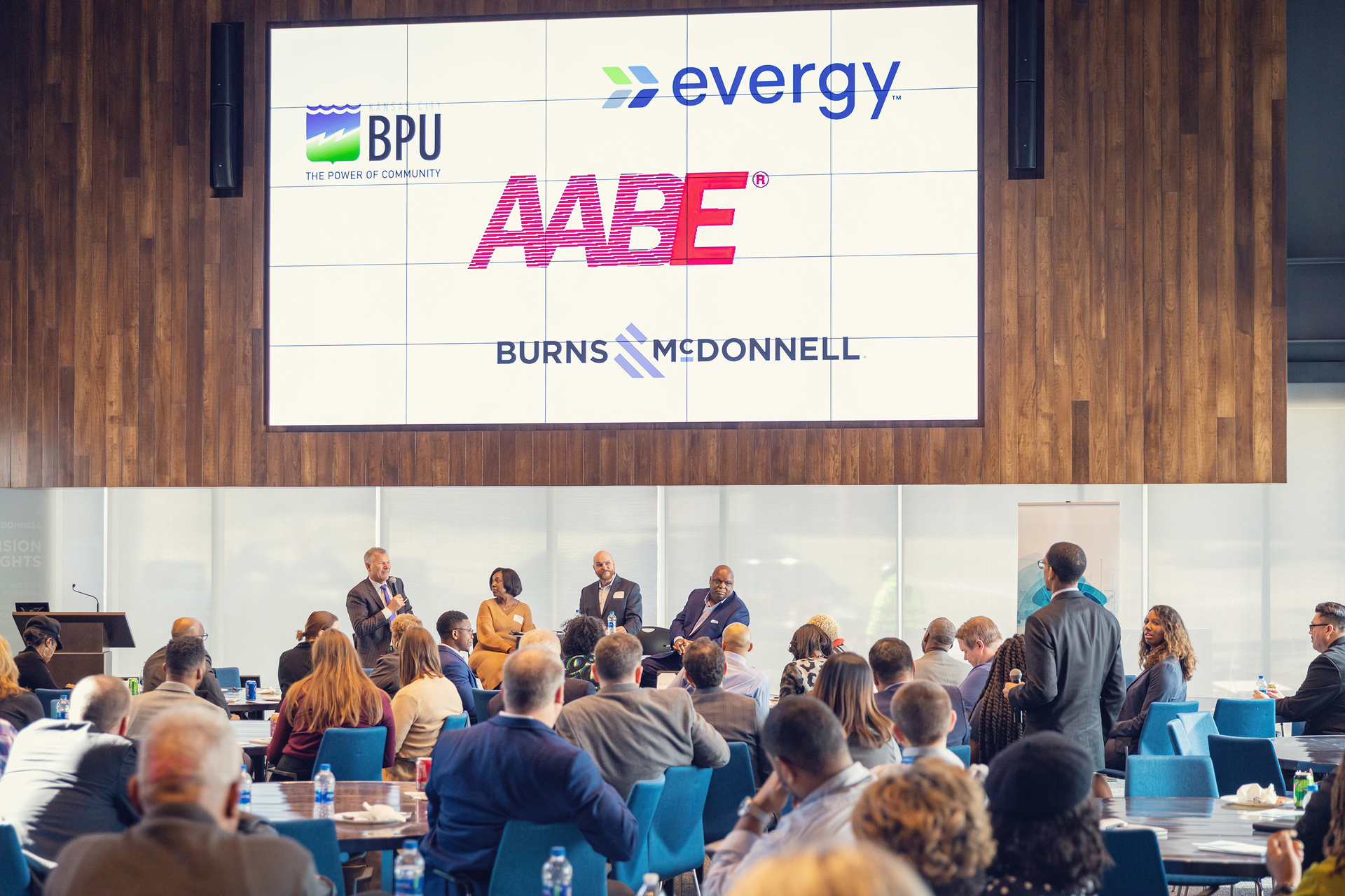 (from left to right) Ray Kowalik, CEO of Burns & McDonnell; Paula Glover, president and CEO of AABE; John Bridson, VP of generation at Evergy; Bill Johnson, general manager of Kansas City Board of Public Utilities