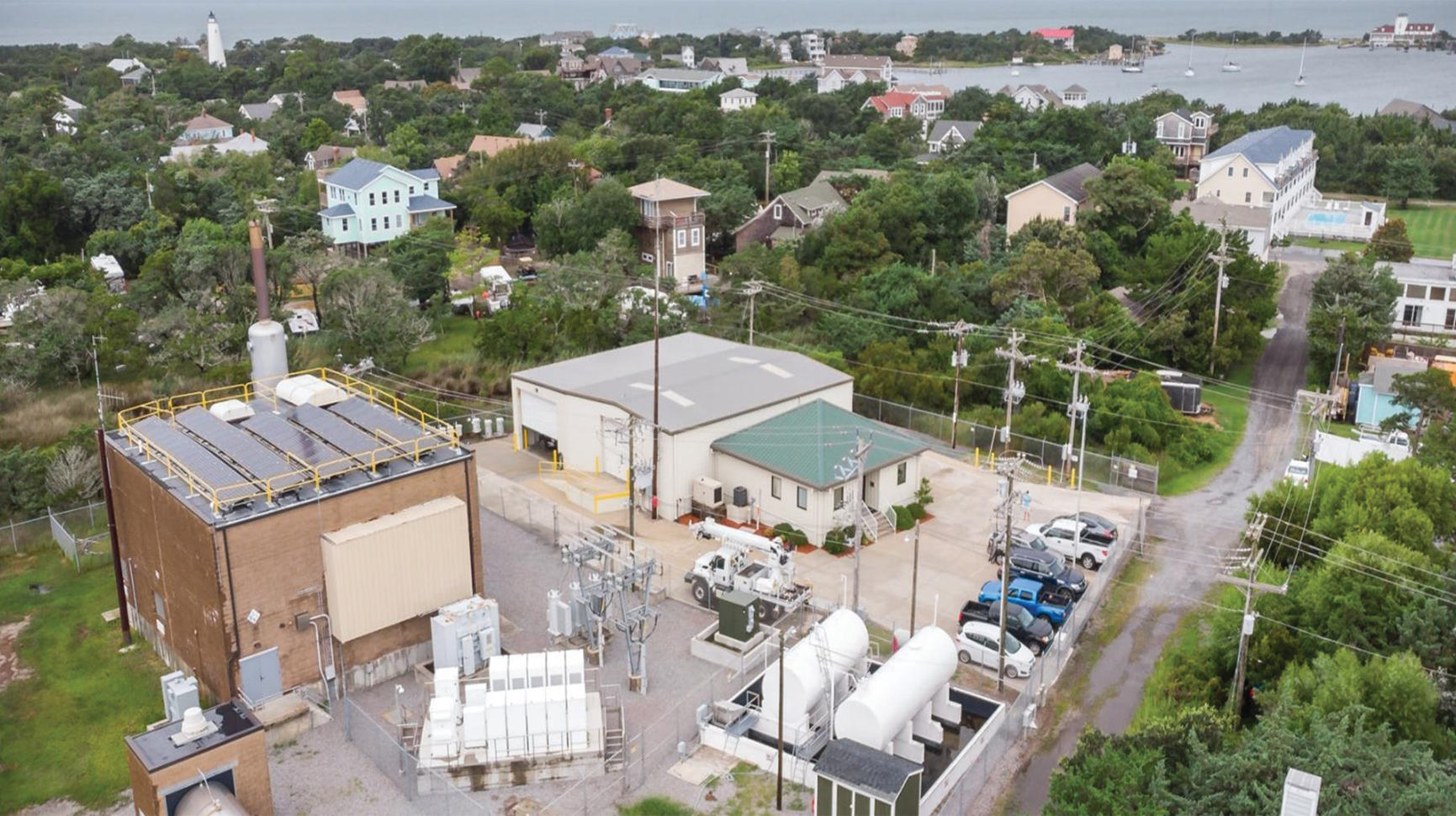 To maximize the project&rsquo;s real estate, NCEMC and Tideland EMC installed the solar array on the roof of the building housing the diesel generator.
