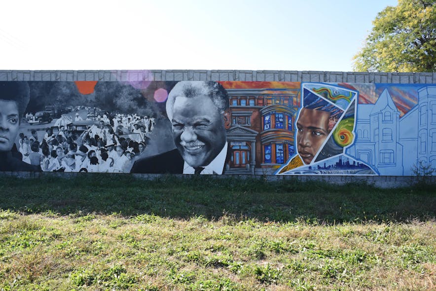 2. The Bronzeville Renaissance Mural&rsquo;s location on a microgrid energy storage battery wall at 38th Street and Michigan Avenue in Chicago was chosen to align with the clean energy technologies being enabled through the Bronzeville Community Microgrid to improve lives.