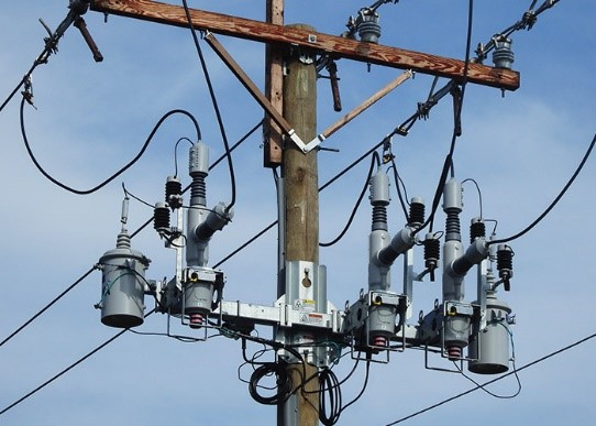 Distribution Reclosers And Overhead Switches | T&D World