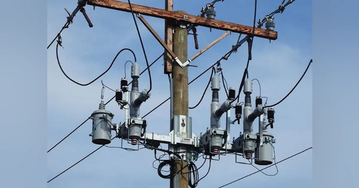 Distrobution Line Switch Distribution Reclosers and Overhead Switches | TD World