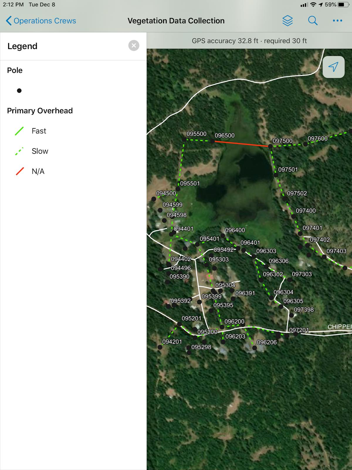 Dusty Grogan, operations superintendent, uses Esri&apos;s ArcGIS Collector to tag conductors that may have fast or slow growing vegetation nearby.