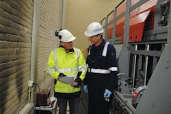 Stedin's Dick Edel and Siemens' Jan Raadgever discuss results in ongoing 50-kV COQ maintenance at Arkel substation. Stedin's Dick Edel and Siemens' Jan Raadgever discuss results in ongoing 50-kV COQ maintenance at Arkel substation.