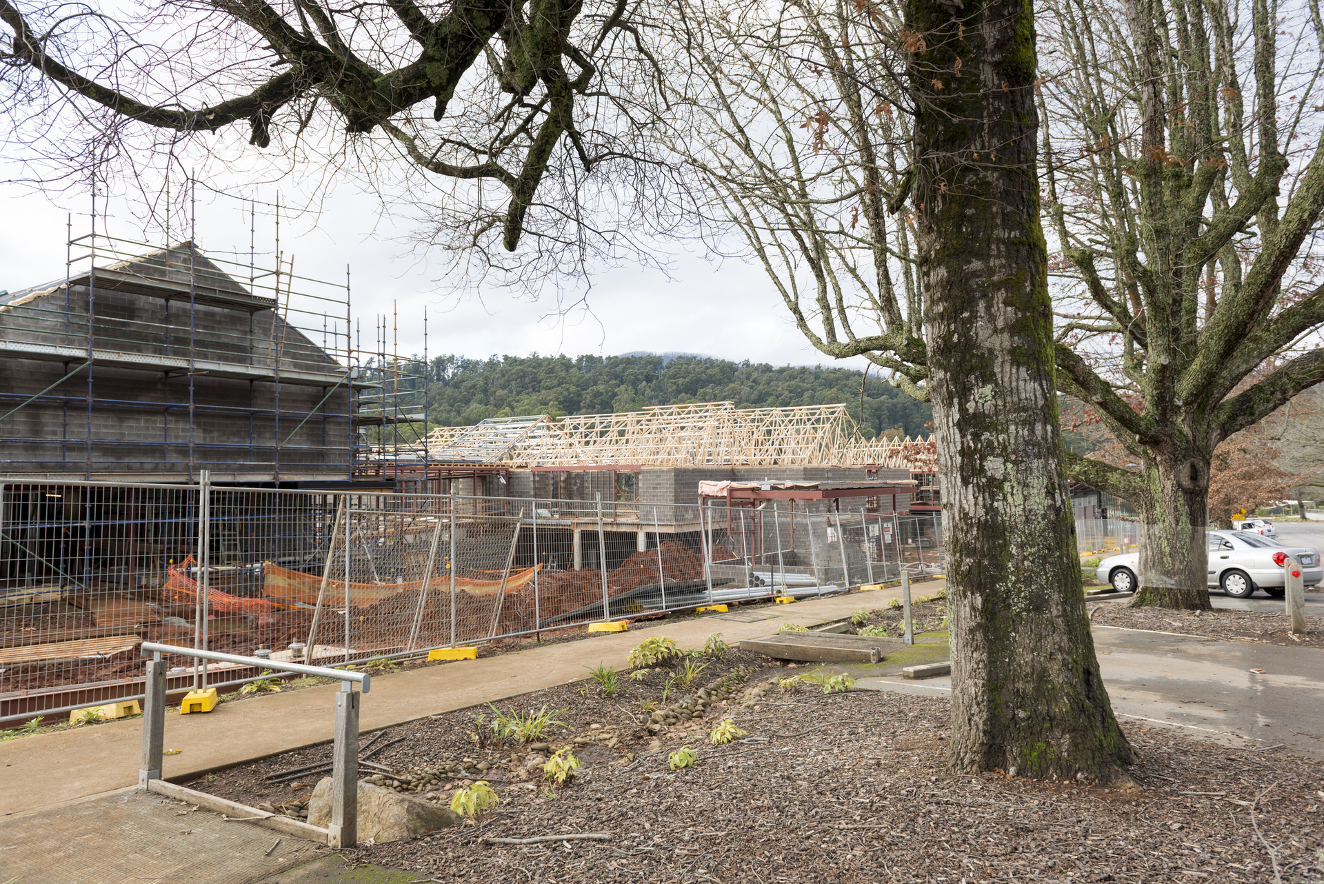 Marysville, Victoria, Australia rebuilds after the 2009 bushfires. Credit: THPStock, Dreamstime.
