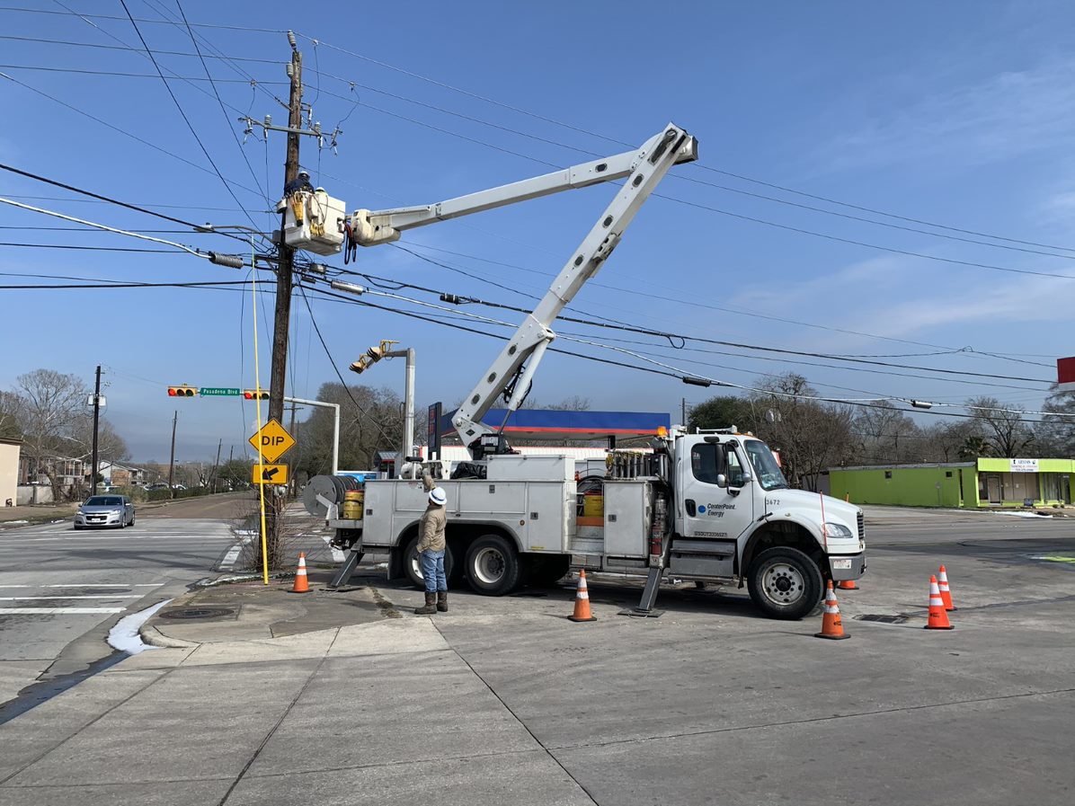 CenterPoint Energy electric crews began the restoration work as soon as additional power generation was available.