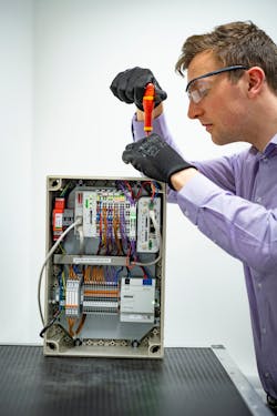 Smarter Grid Solutions and AVANGRID carried out a demo in New York that focused on distribution grid voltage management using reactive power dispatch. Smarter Grid Solutions and AVANGRID carried out a demo in New York that focused on distribution grid voltage management using reactive power dispatch.