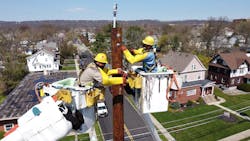 Lineworkers Somerville 02small 60b9a787e26aa Lineworkers Somerville 02small 60b9a787e26aa