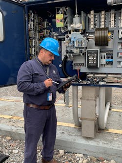 Maintenance personnel also spend most of their time in the field — which is where utilities want them to be — so it is critical to provide a user interface that makes data entry quick and easy. Maintenance personnel also spend most of their time in the field — which is where utilities want them to be — so it is critical to provide a user interface that makes data entry quick and easy.