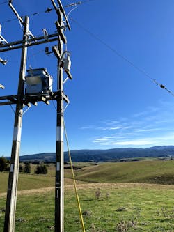 Because hydraulic reclosers rely on oil and relatively complex mechanical parts to operate, they can require frequent maintenance and lengthy repairs. Courtesy of S&C Electric. Because hydraulic reclosers rely on oil and relatively complex mechanical parts to operate, they can require frequent maintenance and lengthy repairs. Courtesy of S&C Electric.