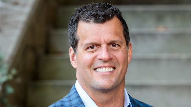 Wayne Headshot November 19, 2019