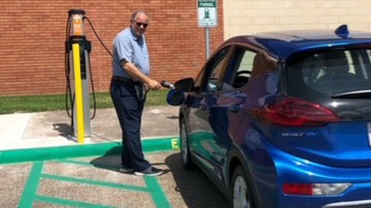 Ev Charger Lamar U 627a4e14c77ca