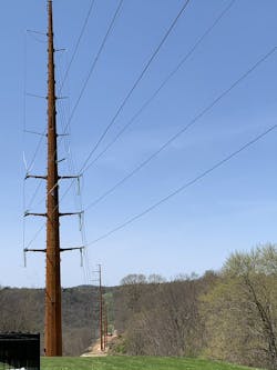 This transition structure is shown with a conductor and temporary arms. This transition structure is shown with a conductor and temporary arms.