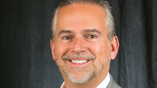 Pablo Vegas 62fbb8374adf9