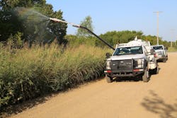 Chemical side-trimming application conducted along utility right-of-way in Oklahoma. Chemical side-trimming application conducted along utility right-of-way in Oklahoma.