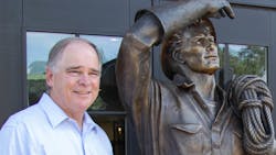 Nick Akins lineman 632202118ce29 Nick Akins lineman 632202118ce29