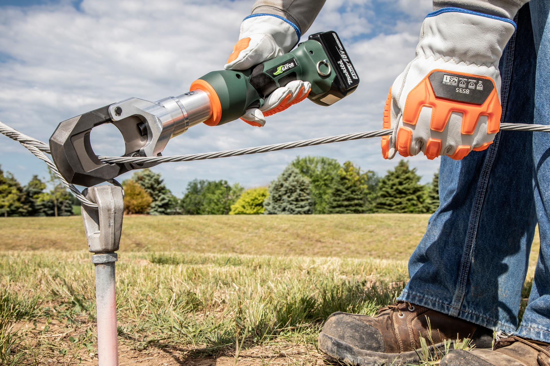 Greenlee Esg45 Lx Hard Metal Cutter Image Action 1