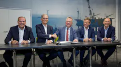 (from left): Pascal Daleiden, Country Managing Director Austria, Germany and Switzerland, Hitachi Energy; Dr. Markus Heimbach, Managing Director High Voltage Products, Hitachi Energy; Sjouke Bootsma TenneT Director Supply Chain Management; Georg Praehauser, TenneT Director Large Projects Germany und Dr. Florian Martin, TenneT Head of Asset Management.