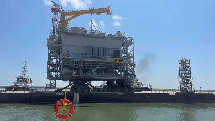 Orsted Eversource 647788653dd30