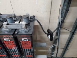 The device continuously monitors for charging current using the clamp-on CT. If the device does not see current for 30 minutes, an alarm is sent indicating a potential open-circuit condition. The device continuously monitors for charging current using the clamp-on CT. If the device does not see current for 30 minutes, an alarm is sent indicating a potential open-circuit condition.