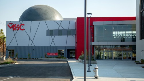 2781324 64c945f605572 64e90597ce408