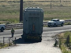 PSE crews maintained minimum traffic disruptions, keeping the amount of time that the road was closed to a minimum. PSE crews maintained minimum traffic disruptions, keeping the amount of time that the road was closed to a minimum.