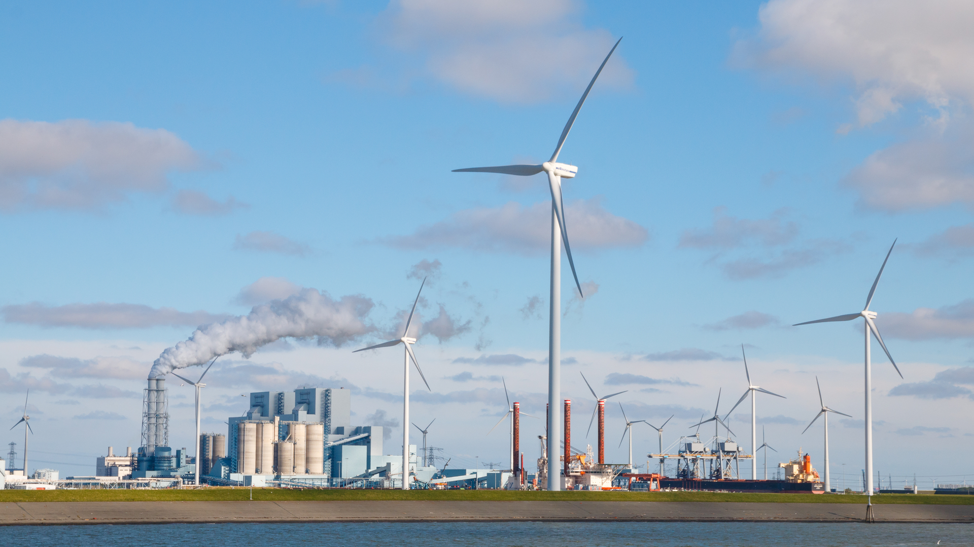 Dreamstime M 70798159