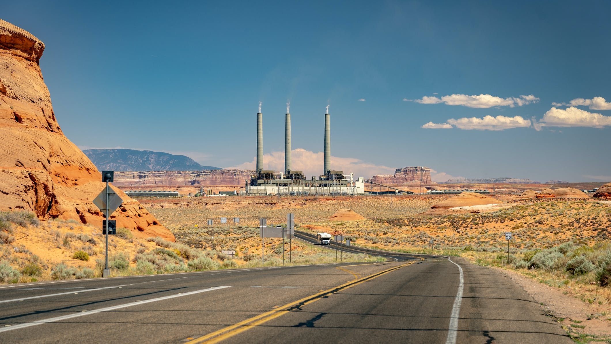 6571e02dcb89e8001e2fc7ad Dreamstime M 158607607