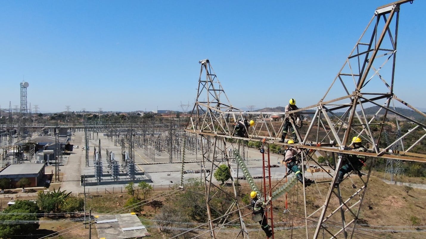 659739ec3daedf001f3b77ef Brazil1