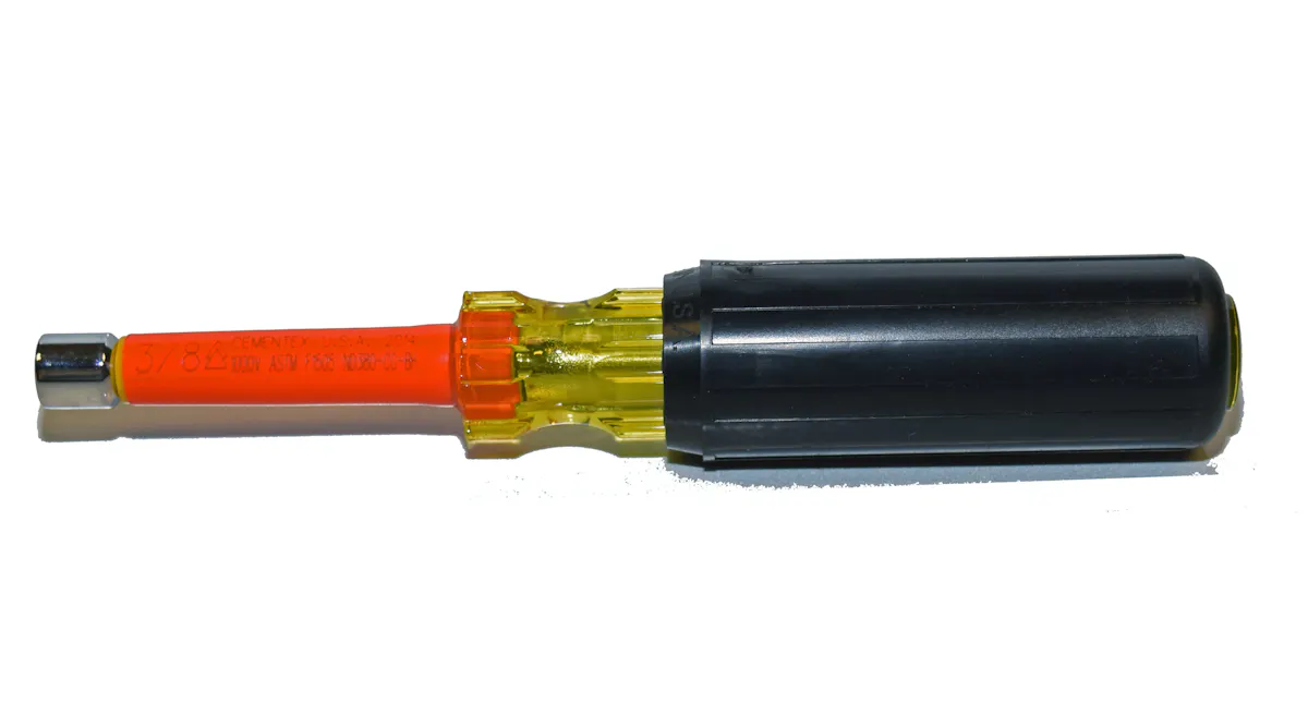 Convertable Nut Driver Double-Insulated Nut Drivers Designed for Tight Spaces | T&D World